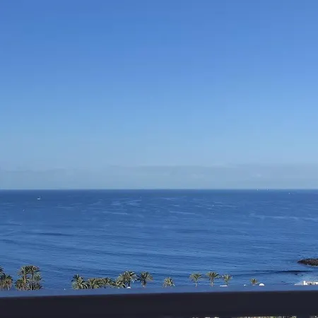 Torres Yomely * Playa de las Americas (Tenerife)